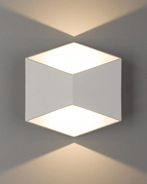 Вуличний світильник TRIANGLES LED